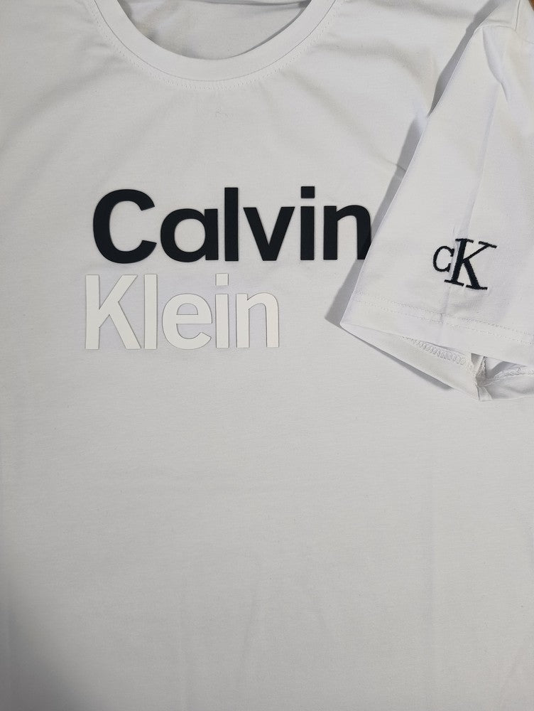 Тениска Calvin Klein дизайн